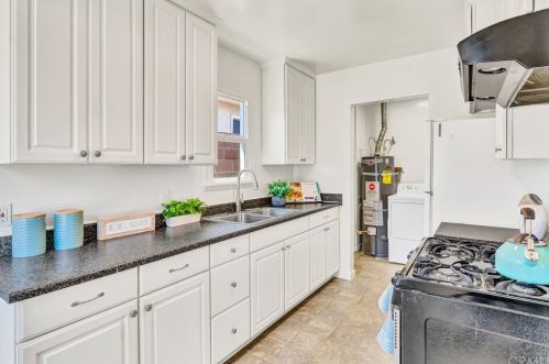 3163 182nd St, Torrance, CA 90504-4035