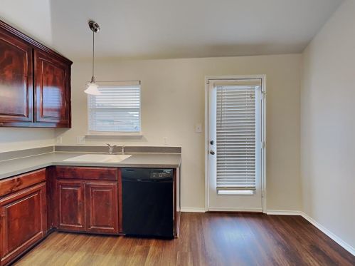 12132 Rowsley Ln, Burleson TX  76028-0254 exterior