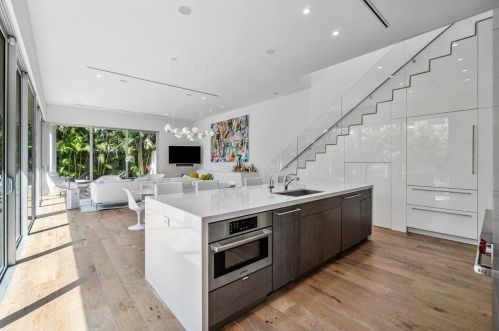 318 7 Ave, Delray Beach FL 33483-5555 exterior