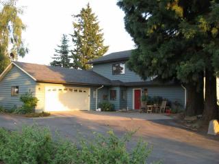 6782 Setness Ln, Silverton, OR 97381-1233