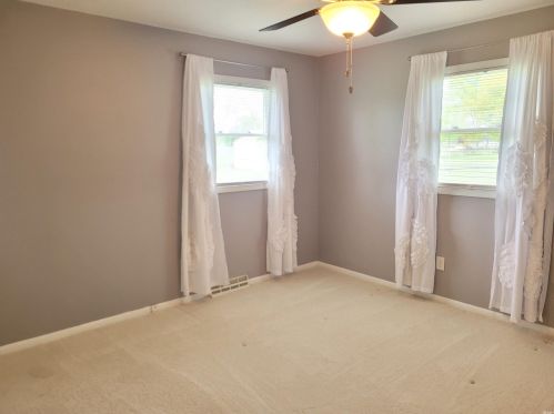 52075 Del Rue Dr, Elkhart IN  46514-9396 exterior