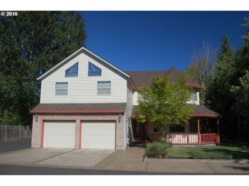 1533 Hoffman Dr, Mcminnville, OR 97128-2340