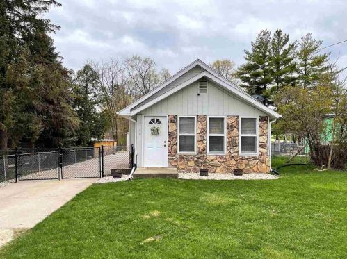 2144 Grand Ave, Beloit, WI 53511-5727