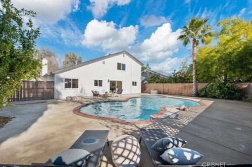 30510 Passageway Pl, Calabasas CA  91301-2033 exterior