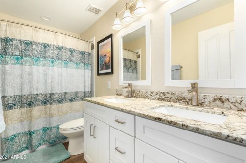 270 Windsor Dr, Gilbert AZ 85296-4123 exterior