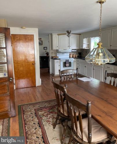 2299 Old Route 100, Dale, PA 19504-8877
