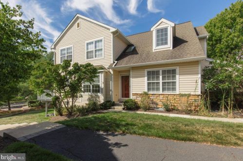 146 Canterbury Ln, Blue Bell PA  19422-1278 exterior