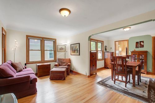 1367 Asbury St, Saint Paul, MN 55108-2431