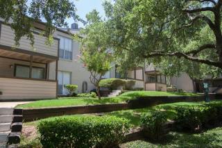 2601 Southeast Loop 323, Tyler TX  75701-6430 exterior