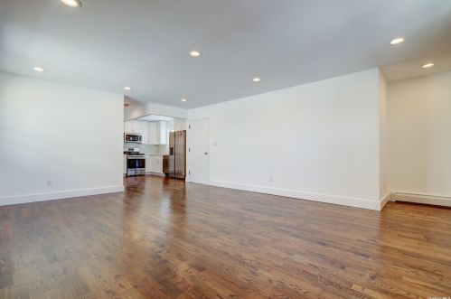 89-25 127th St, Jamaica, NY 11418-2826