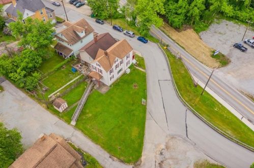 15 Race St, Manor PA 15665-1609 exterior