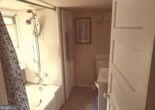 100 Bonsall Ave, Manor, PA 19036-1312