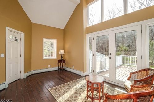 503 Cokesbury Rd, Annandale NJ  08801-2034 exterior