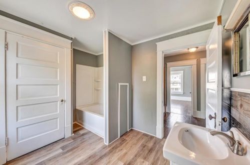 434 Winter Ave, New Castle PA  16105-2498 exterior