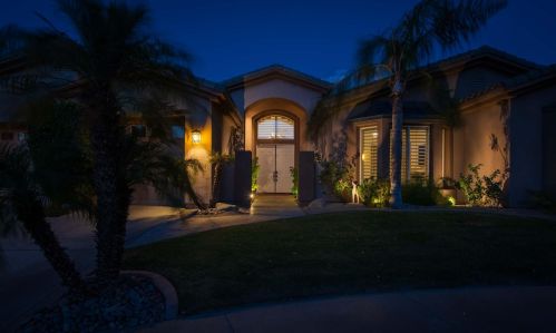 8 King Edward Ct, Rancho Mirage CA  92270-1621 exterior