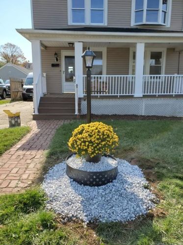 312 Homestead Ave, Waterbury, CT 06705-2715