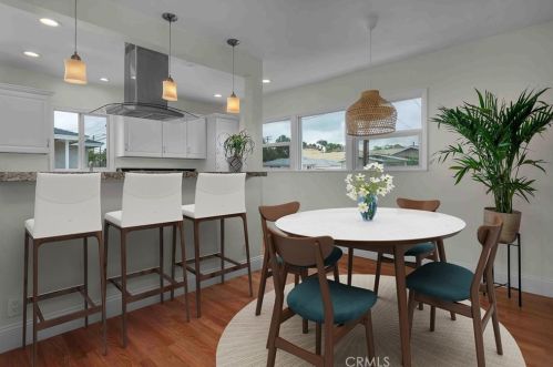 447 Double St, Long Beach, CA 90745-2120