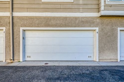 31373 The Old Rd, Santa Clarita CA  91384-4221 exterior
