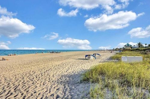 250 Ocean Blvd, Delray Beach FL  33483-7126 exterior
