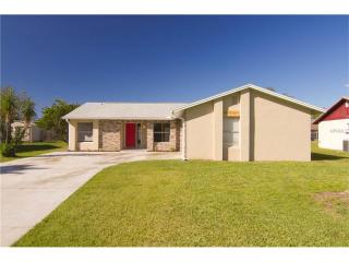 709 Tournament Ln, Kissimmee, FL 34759-4124