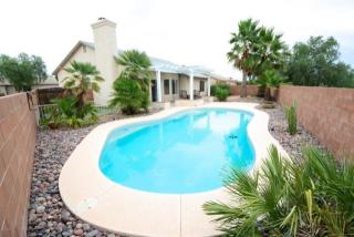 8927 Soft Winds Dr, Tucson, AZ 85742-8740