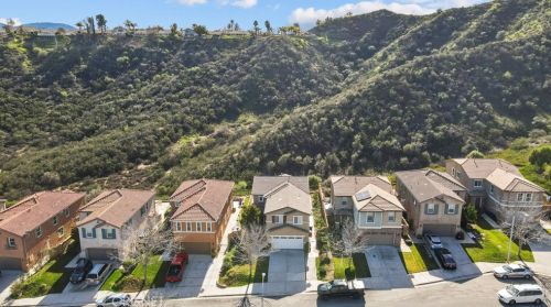 20054 Christopher Ln, Santa Clarita CA  91350-3685 exterior