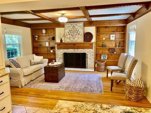 2638 Cedarvue Dr, Pittsburgh PA  15241-2912 exterior