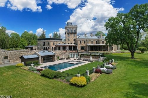 450 Claremont Rd, Bernardsville, NJ 07924-1119