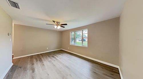 216 Valencia Rd, De Bary, FL 32713-3917