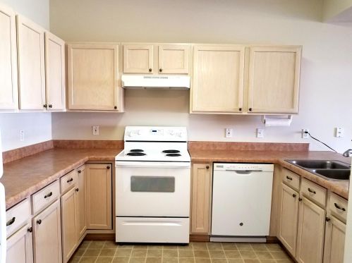 4752 Forest Point Blvd, Waukesha WI  53151-7481 exterior