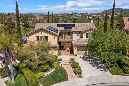 32862 Pine Cir, Temecula CA  92592-1369 exterior