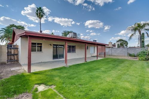 9641 37 Ave, Phoenix AZ 85053-4620 exterior