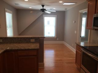 701 5th St, Mount Pleasant SC  29464-2821 exterior