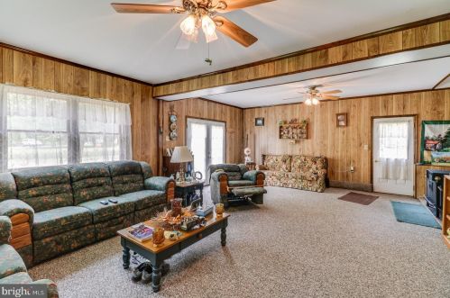 1823 Harvey Straughn Rd, Blackbird DE  19734-9646 exterior