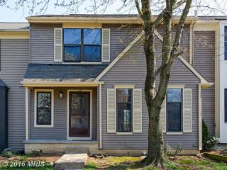 26 Berkeley Ct, Dulles, VA 20165-5618