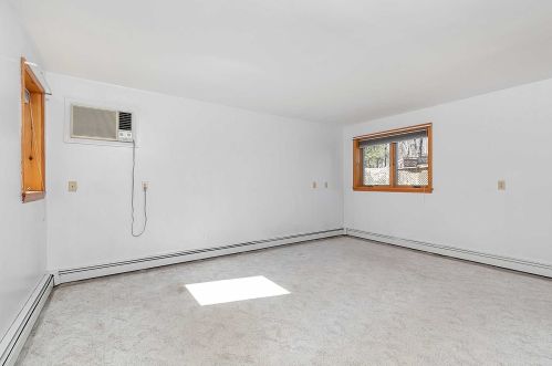 33 Gail Ln, Poughquag NY  12570-5034 exterior