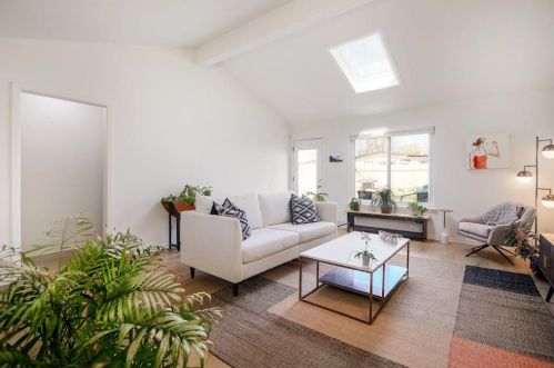 8205 Easter Cv, Austin TX  78757-7802 exterior