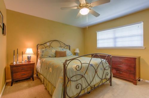 4500 Westlake Dr, Fort Worth TX  76109-4936 exterior