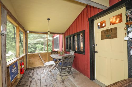 756 Bog Rd, Hillsboro NH  03244-4449 exterior