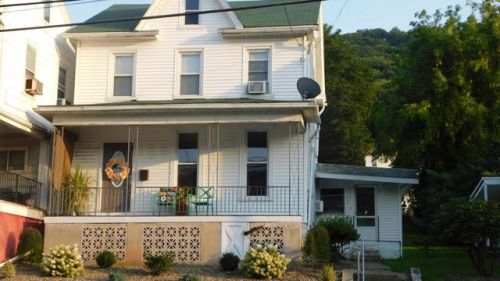 408 Shamokin St, Trevorton, PA 17881-1624