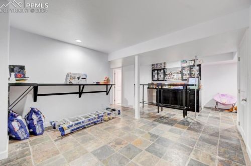 921 Cayuga Dr, Pueblo CO 81007-3130 exterior