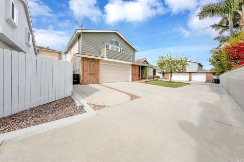 2331 239th St, Torrance, CA 90501-5924