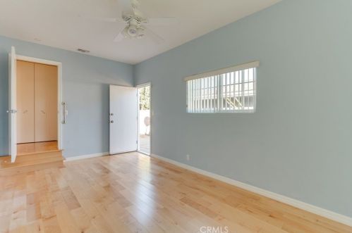 13417 Ocean Gate Ave, Hawthorne CA  90250-5611 exterior