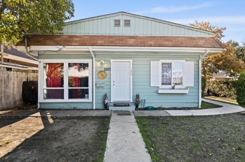 2800 Devonshire Ave, Redwood City CA  94063-3214 exterior