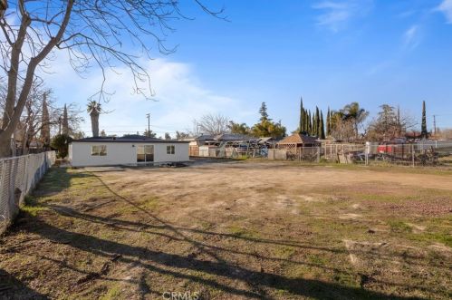 734 Massachusetts Ave, Beaumont CA  92223-2535 exterior