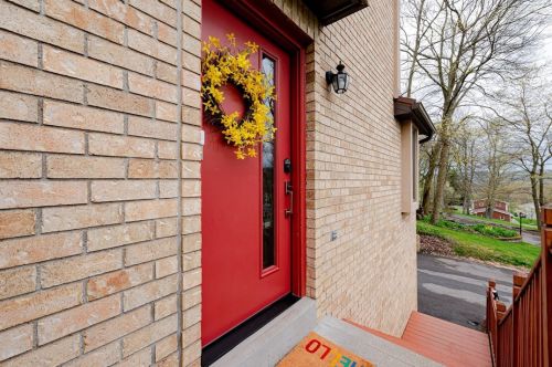 157 7th Street Ext, Trafford, PA 15085-1202
