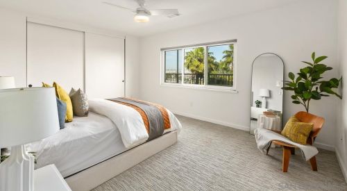 2125 Locust St, San Diego CA  92106-1622 exterior