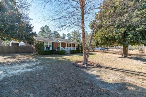 1429 Laurel St, Lexington SC  29073-8032 exterior