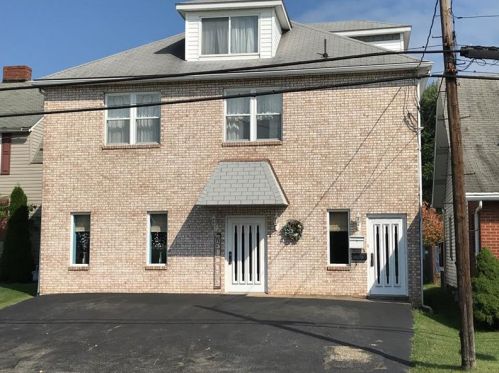 546 Main St, Grays Landing, PA 15461-1760