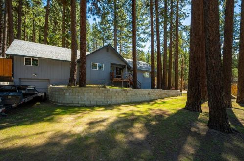 3465 Ralph Dr, South Lake Tahoe, CA 96150-7310